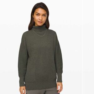 Lululemon Size M Cozy Calling Turtleneck Sweater Heathered Pesto Pima Cotton Yak